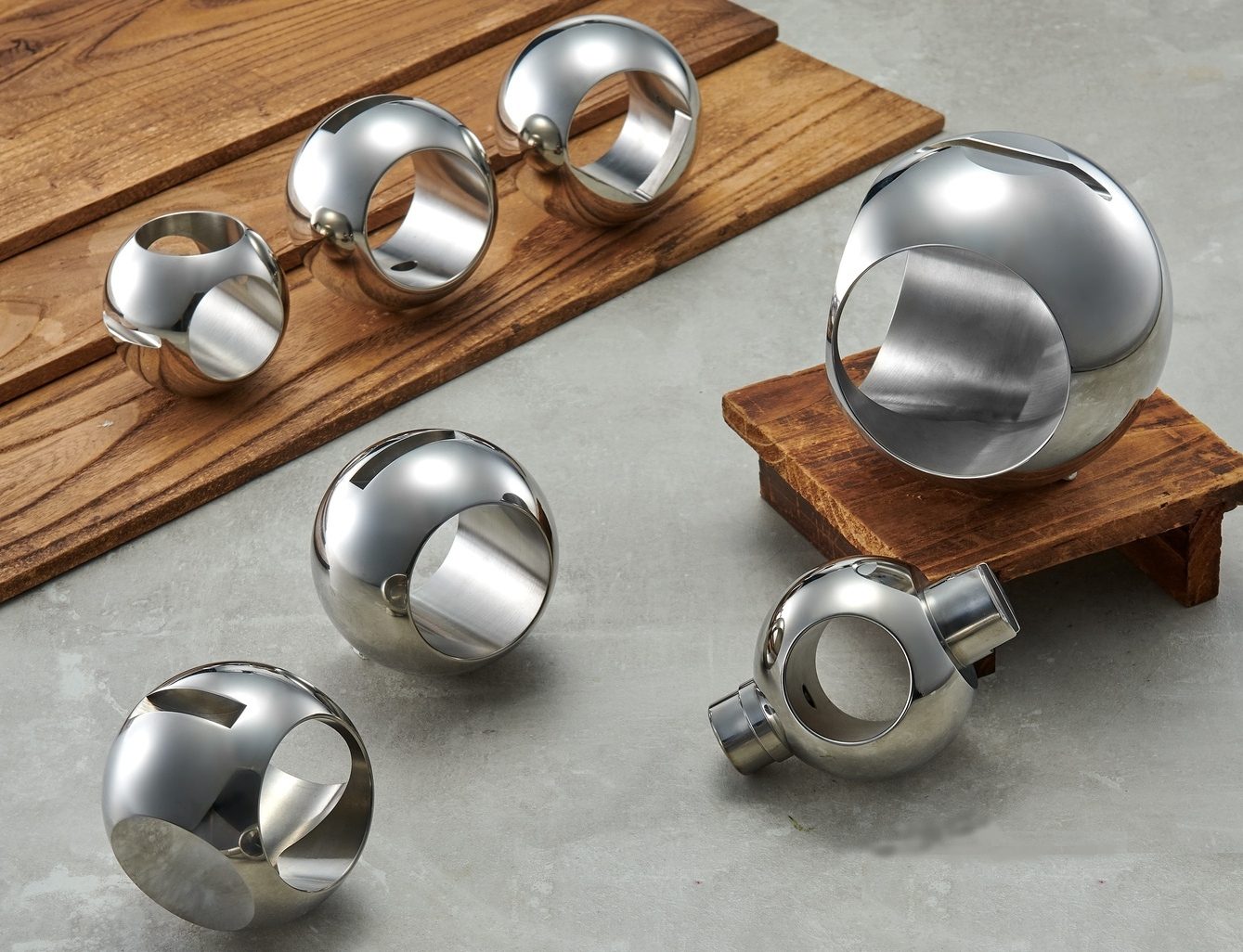 ENFLO valve balls and stems